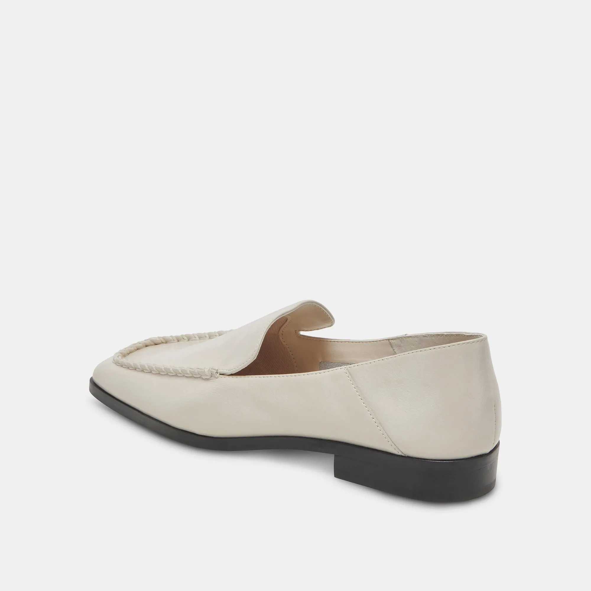 BENY FLATS IVORY CRINKLE PATENT