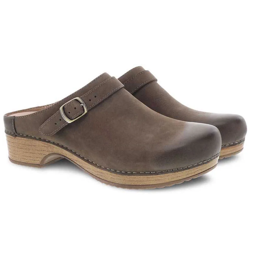 Dansko Berry Clog Mushroom Nubuck (Women's)