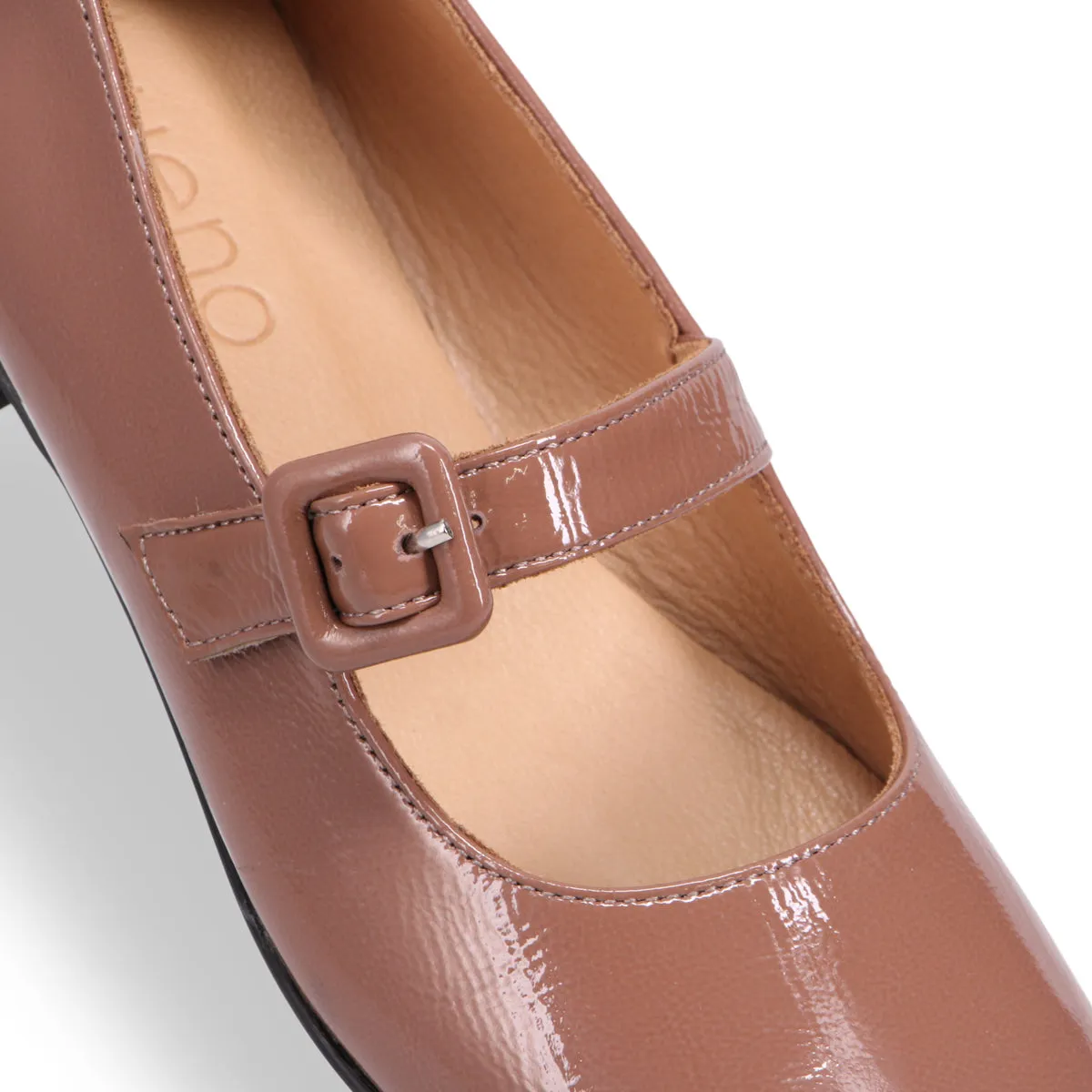 Eliana Mary Jane Flat